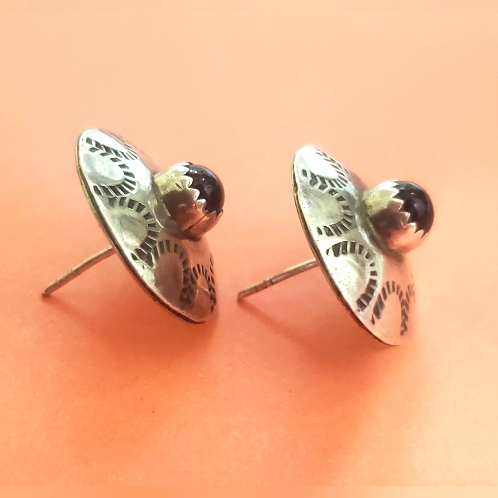 Vintage 925 signed BA- native old pawn sterling silver concho earrings with onyx